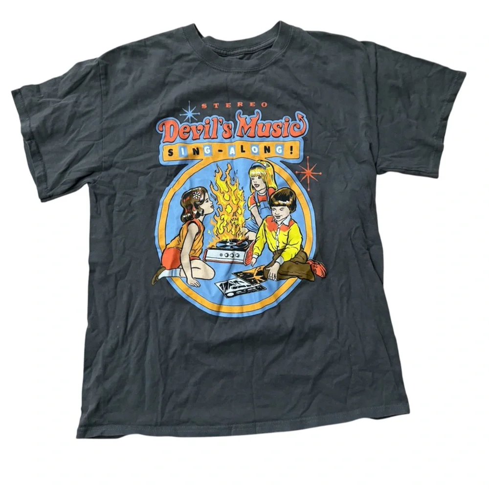 Threadless Devils Music T-Shirt - Picture 1 of 4